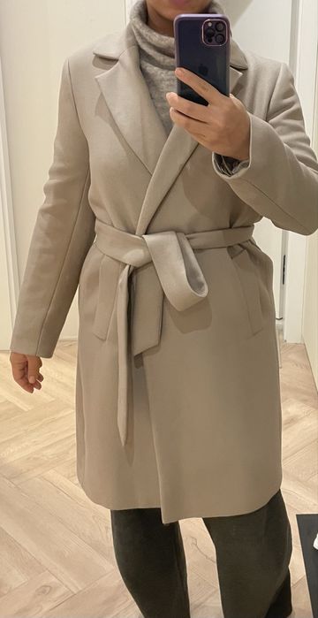 Ново палто с колан Zara