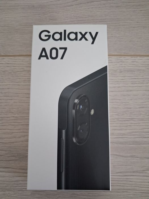 Продаётся смартфон Самсунг Galaxy A07 64ГБ чёрного цвета новый в упако