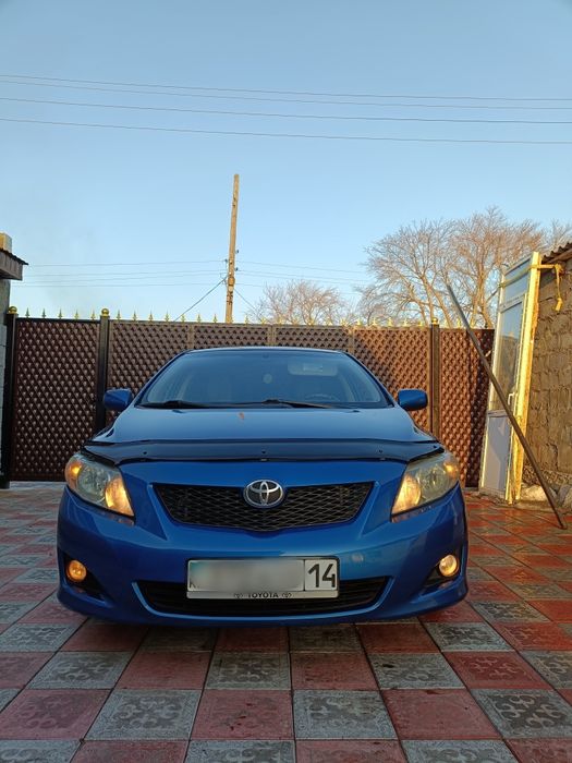 Тойота Королла 1.8