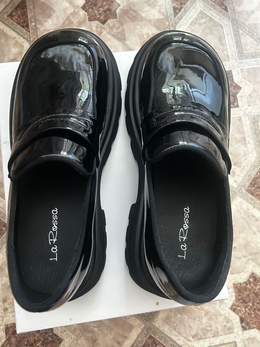 Продам новые лоферы.