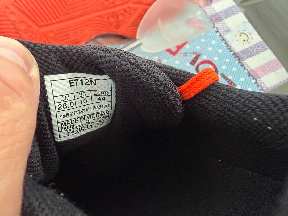 Asics ''Gel-Fastball 3''оригинални маратонки 44 номер