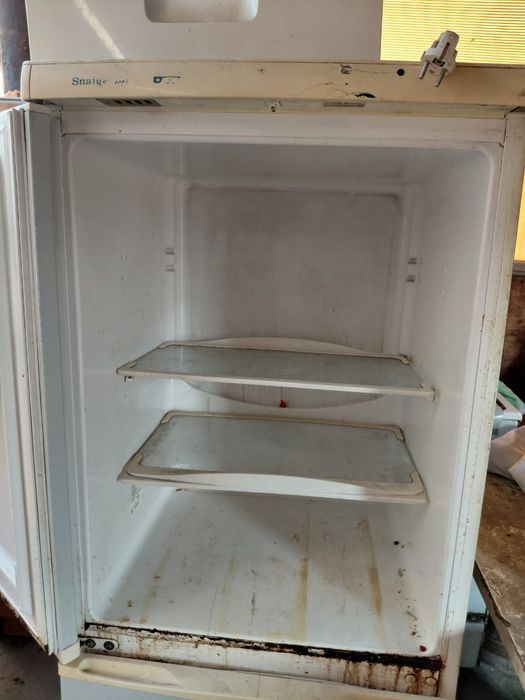 Продам холодильник