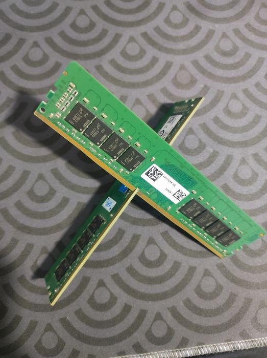 оперативка 16(2*8) ddr4 2400