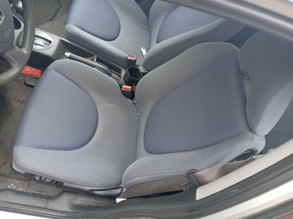 Продавам Хонда Джаз на части