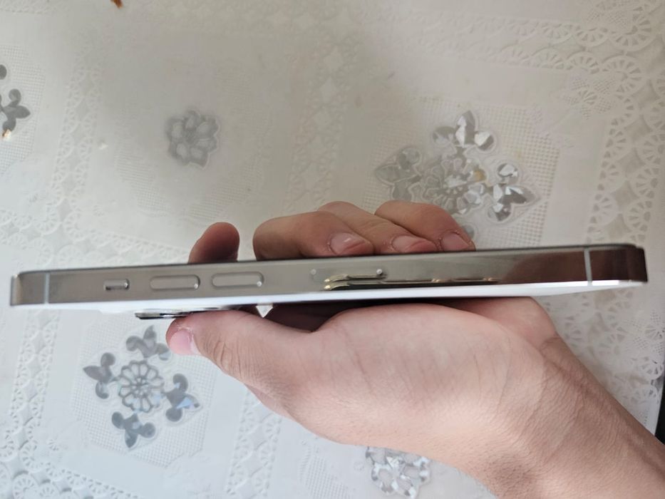 iPhone 13 pro отличный