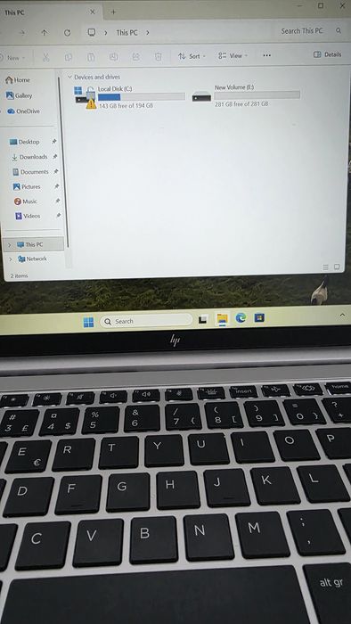 Hp EliteBook 840 G10 Intel i.5 1335U 16 gb rami ddr5!!!