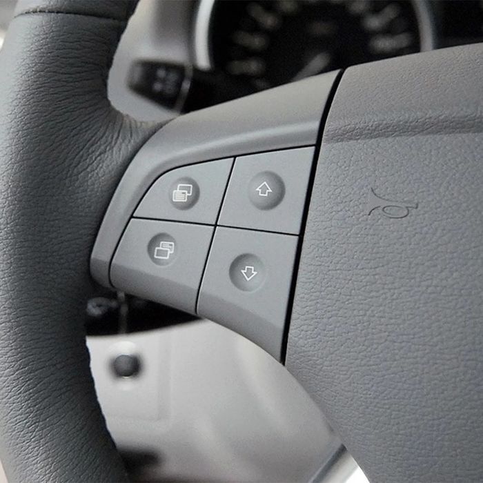 Бутон копче волан Mercedes w164 ml gl мерцедес мл гл конзола b w245