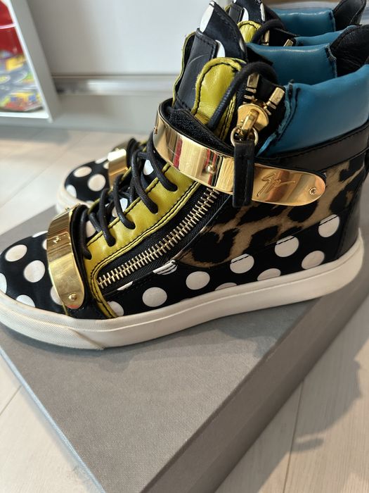 Кецове Giuseppe Zanotti