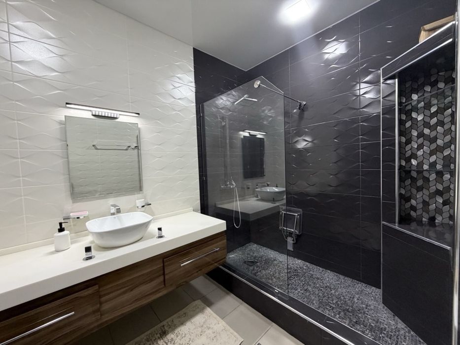 Продаётся СВОЯ 3/1/3 Юнусабад «Регистон» махалля новостройка