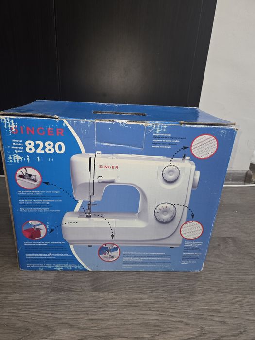Шевна машина Singer 8280