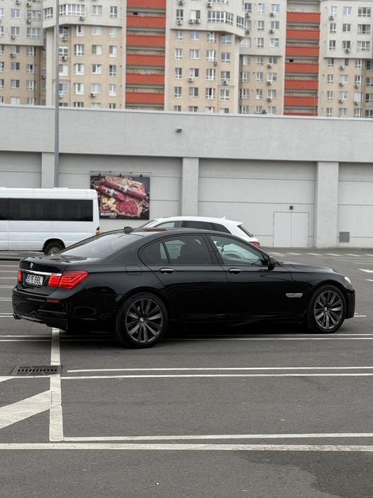 BMW seria 730D  f01