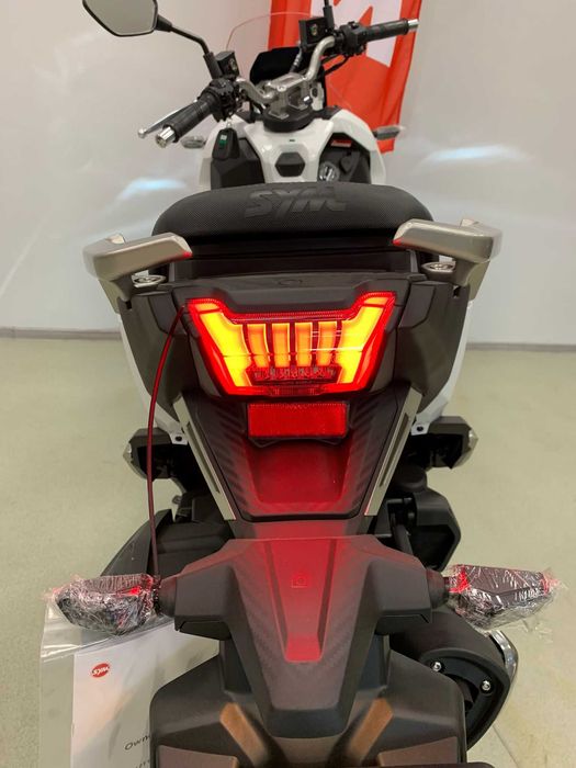 Scuter ABS + TCS, SYM ADX 125 cc, - Adventure , Rate pe loc !