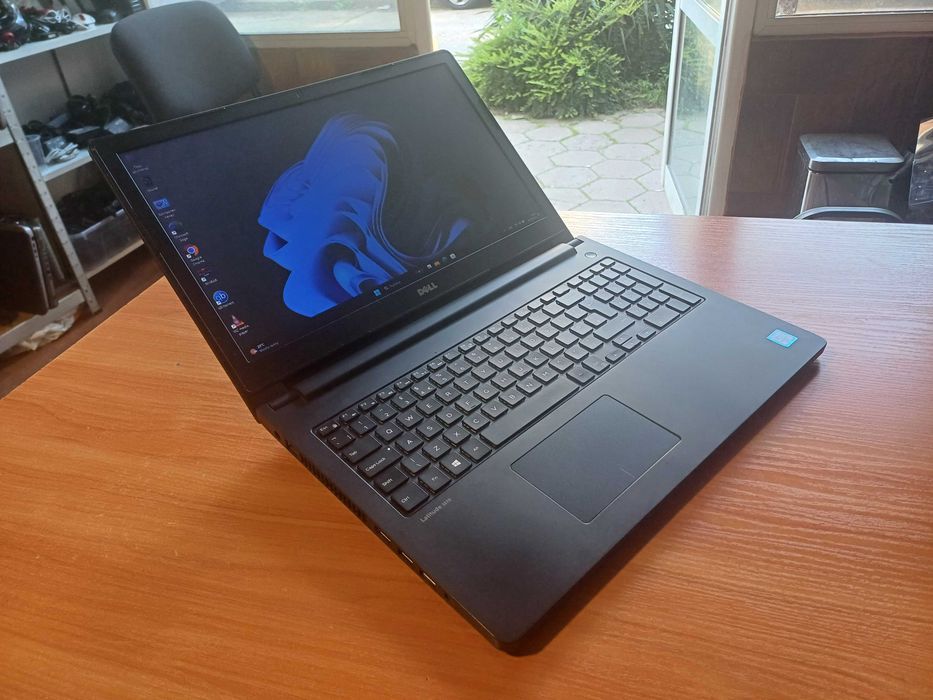 15.6'FullHD Dell Core™i5-6th/8GB Ram/1TB с двойна батерия