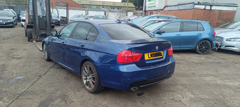 Dezmembrez Bmw 3 (E90) [Fabr 2005-2011]