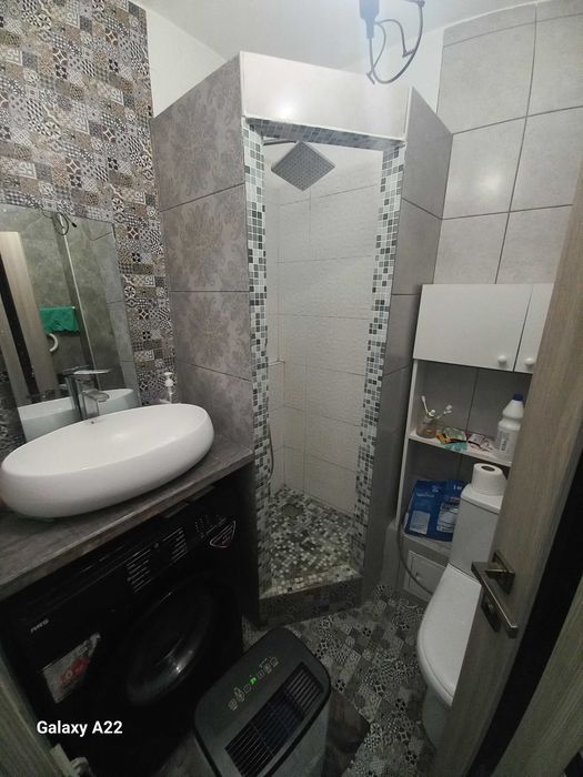 Продам 2 комн квартиру