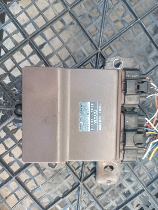 Модул, реле дюзи Тойота Рав 4/ Toyota Rav 4 2.0D4D 116к.с  89871-260**