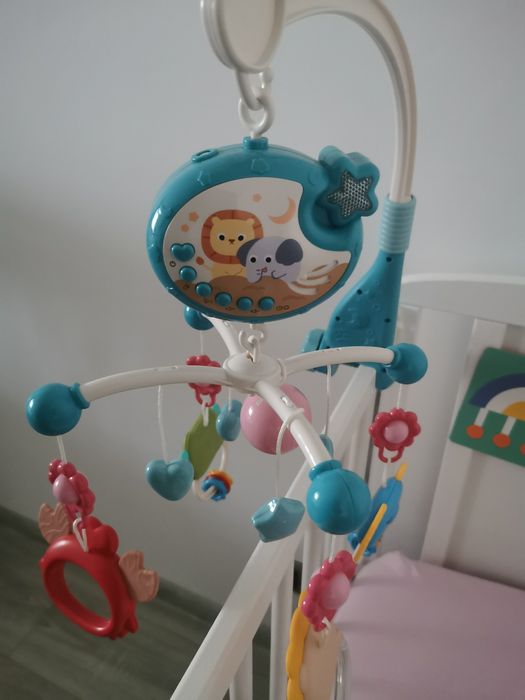 Carusel muzical bebeluși