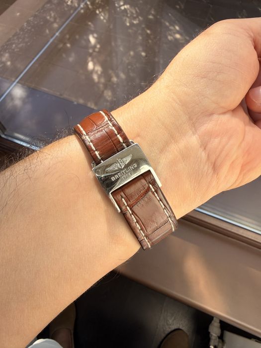 Breitling Navitimer 46 mm bezel rose gold 18 k inhouse B01