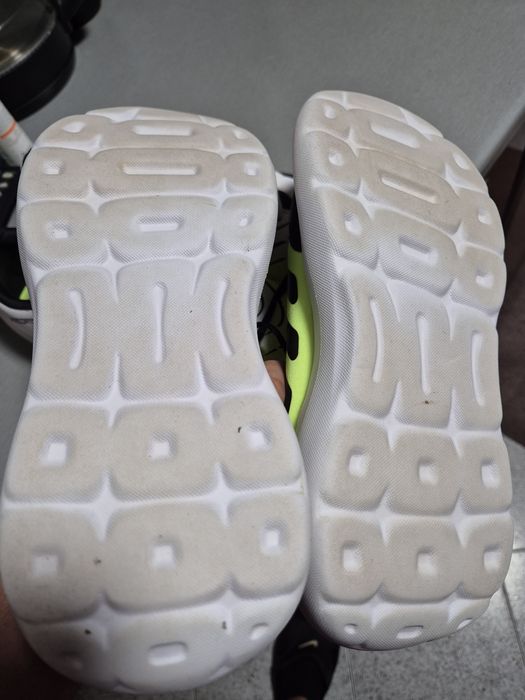 Маратонки Adidas 38