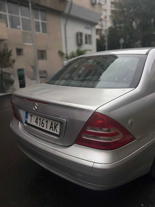 Mercedes-Benz C 180