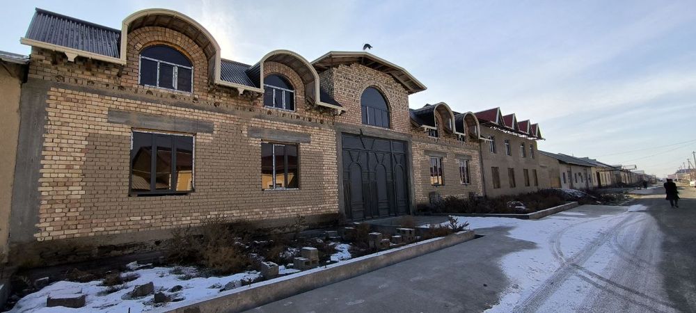 10 сотихли Уй Сотилади Самарканд MFY