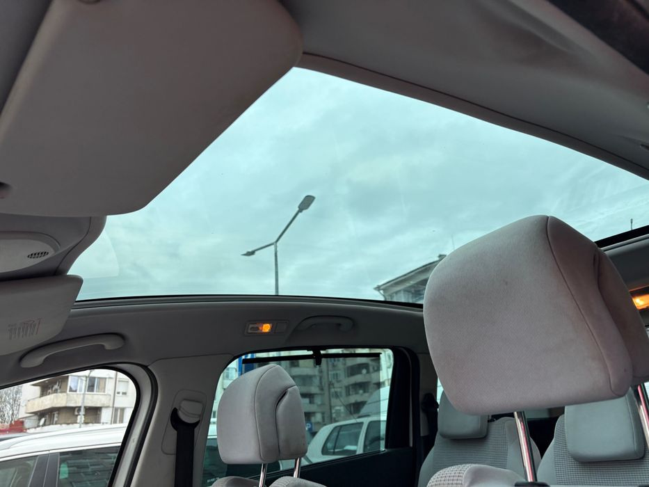 Пежо 5008 1.6 2011