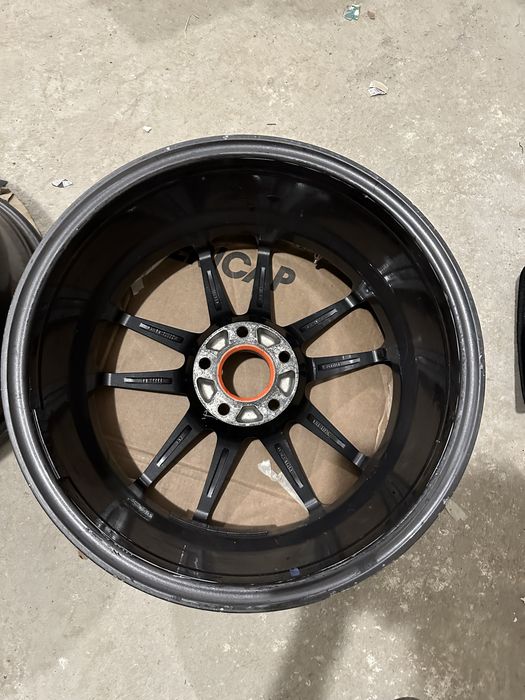 Джанти 18ки Motec Aventus два броя 8J 8.0 x 18 ЕТ40
