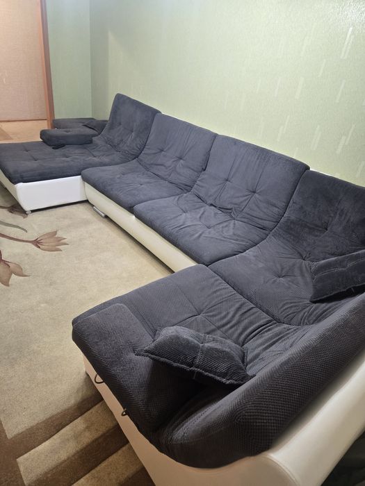 Продам большой диван