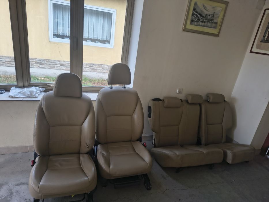 Scaune piele Toyota Auris
