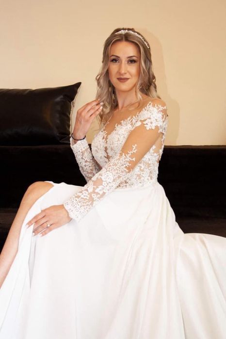 Rochie de mireasă!