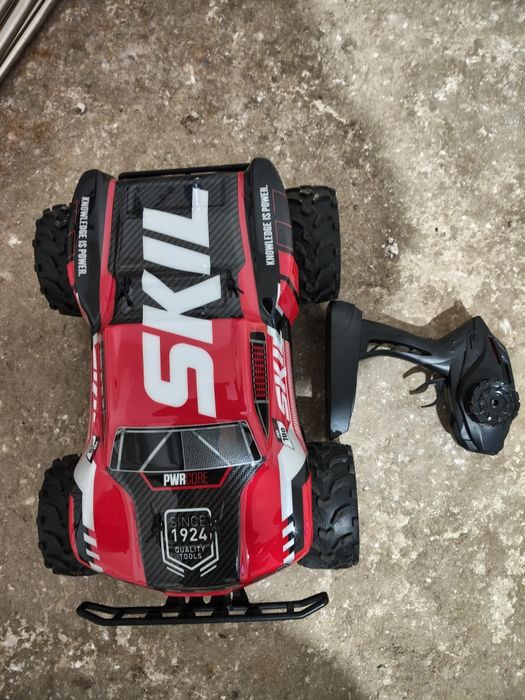 Mașinuțe telecomanda skil