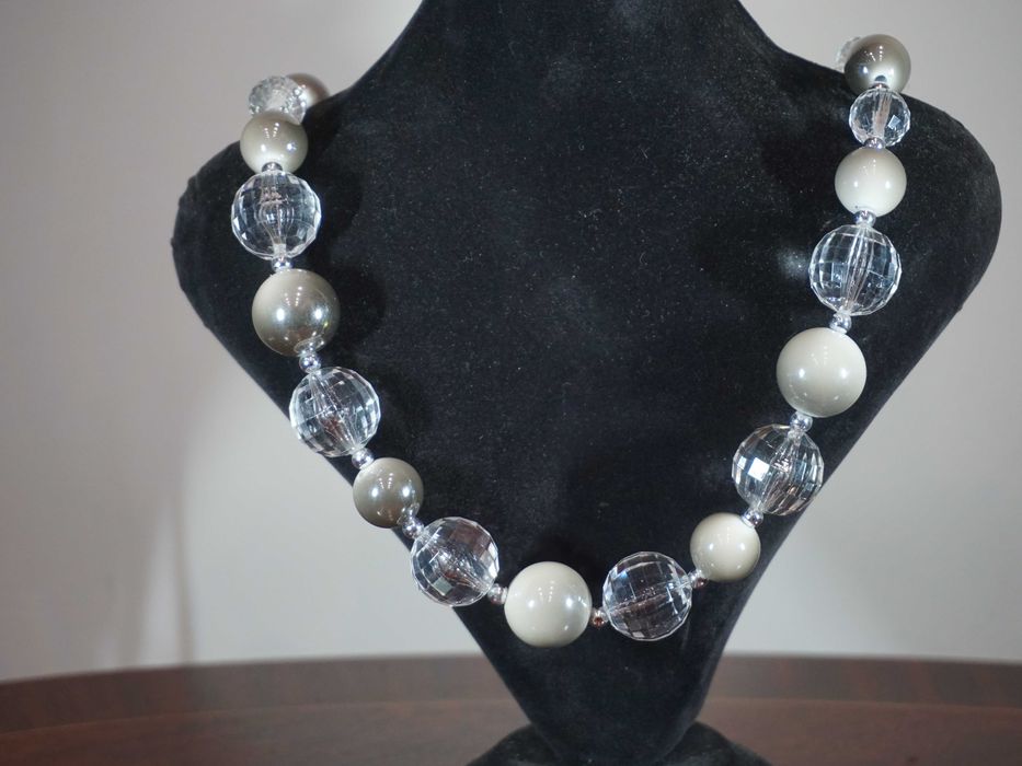 Елегантни Колиета