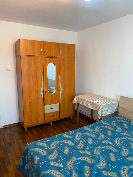 garsoniera de inchiriat