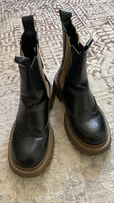 Продам кожанные ботинки