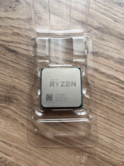 Procesor AMD Ryzen 5 1400, 4 nuclee, socket AM4