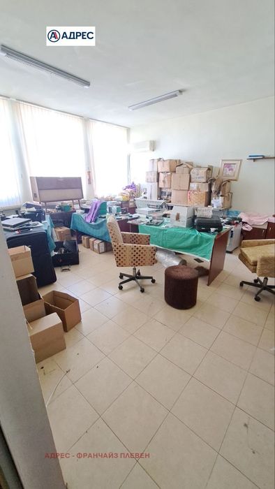 Продава се Склад в Плевен, Индустриална зона - Запад - 94 кв.м за 1043 €/кв.м - Снимка #1