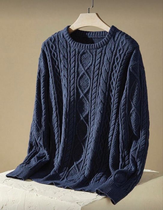 Мъжки тъмносин пуловер