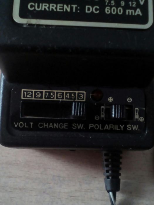 Адаптор переменного тока.