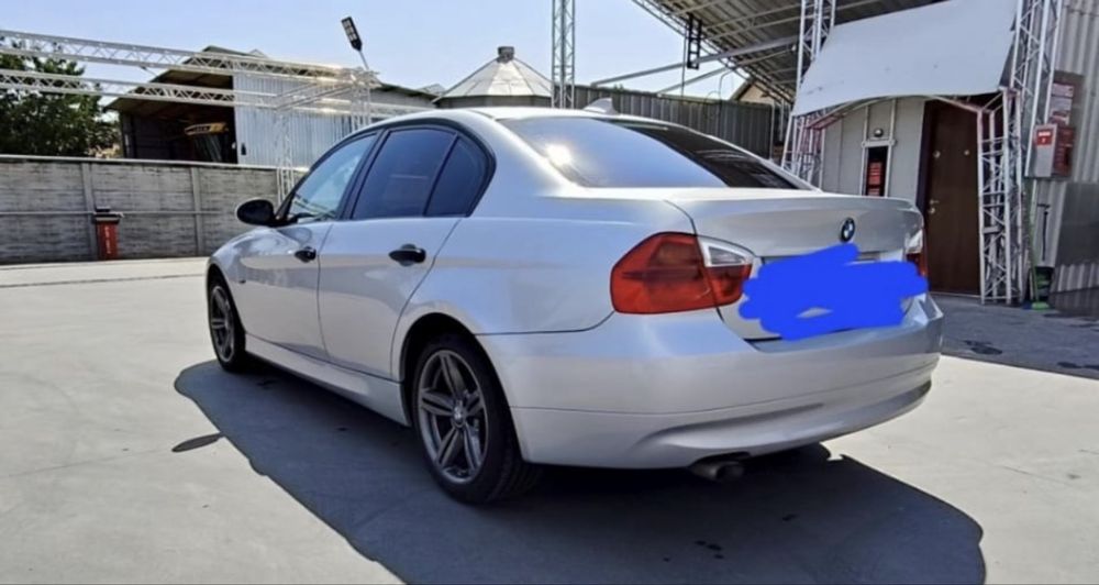 BMW Seria 3 E90 – 2006 – Foarte bine întreținut