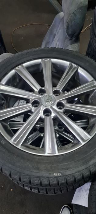Зимние шины Yokohama 215 55 R17 с дисками