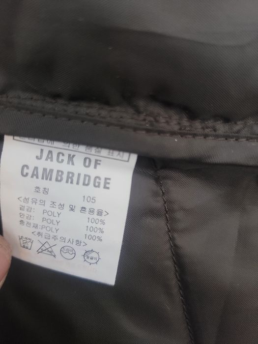 Kurtka razmer 50 sotiladi kareyski maxsulot