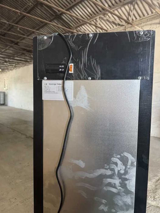 Vitrină MODACO 200 cm Ușă Sticlă LED