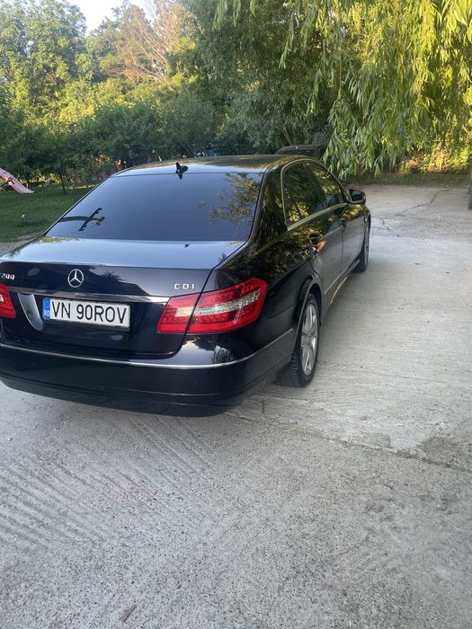 MERCEDES-BENZ E-Class 0 — imagine 4