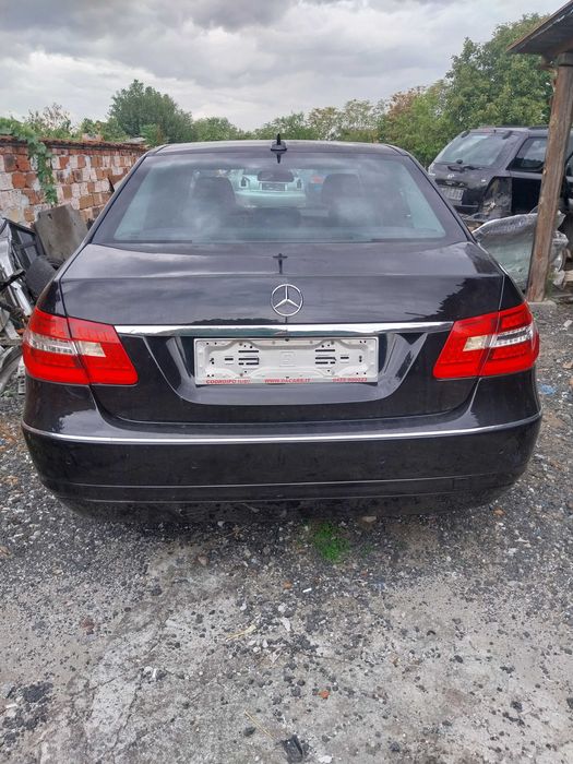 Мерцедес w212 e200cdi 2.1 136к.с. код 651 7-G tronic на части