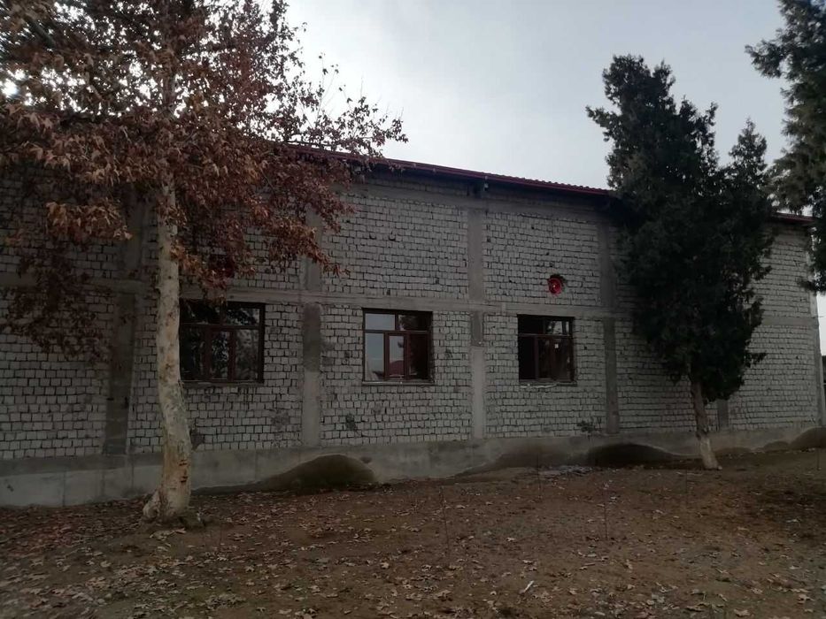 Продается Универсальный объект вдоль трасс м39 в 25 км от Ташкента