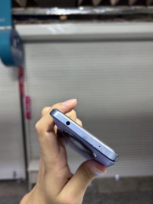 Huawey y 90.