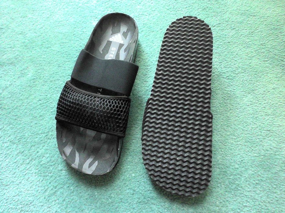 НОВИ черни джапанки на adidas StellaMcCartney