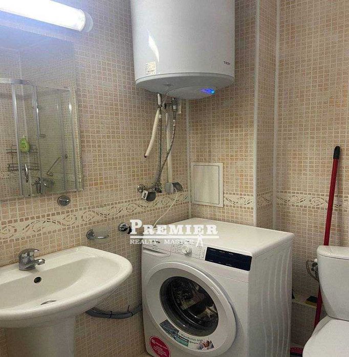 Продава се Двустаен апартамент в к.к. Слънчев бряг - 70 кв.м за 1093 €/кв.м - Снимка #14