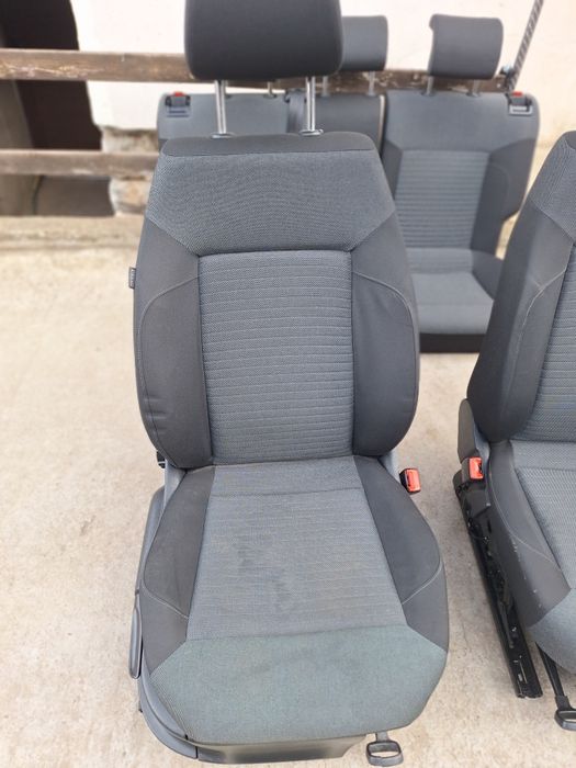 Салон /седалки +кори Vw polo 6R1
