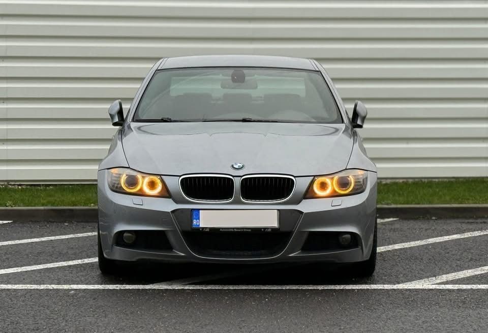 BMW Seria 3 E90 LCi 2010/ 2.0d/ Automat/ Pachet M/ Euro 5/ Bi-Xenon